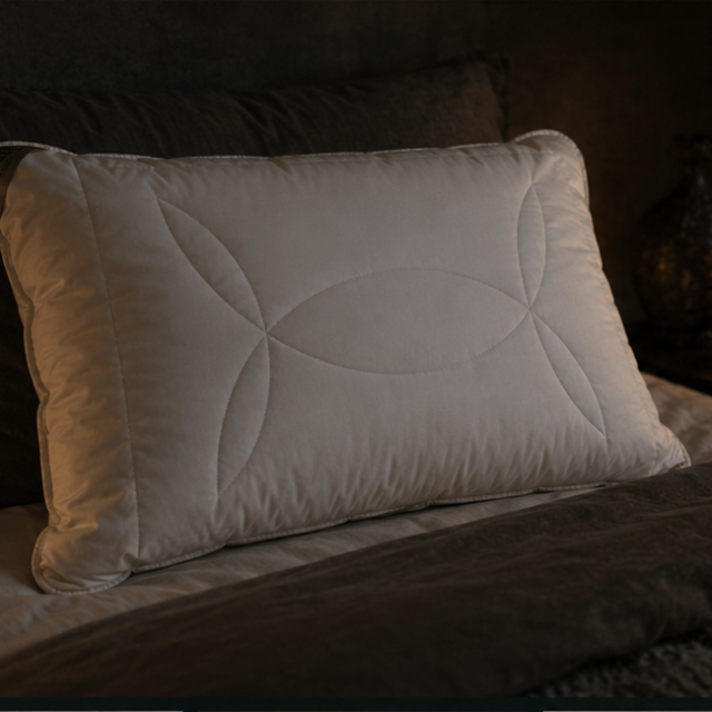 LUNE PILLOW